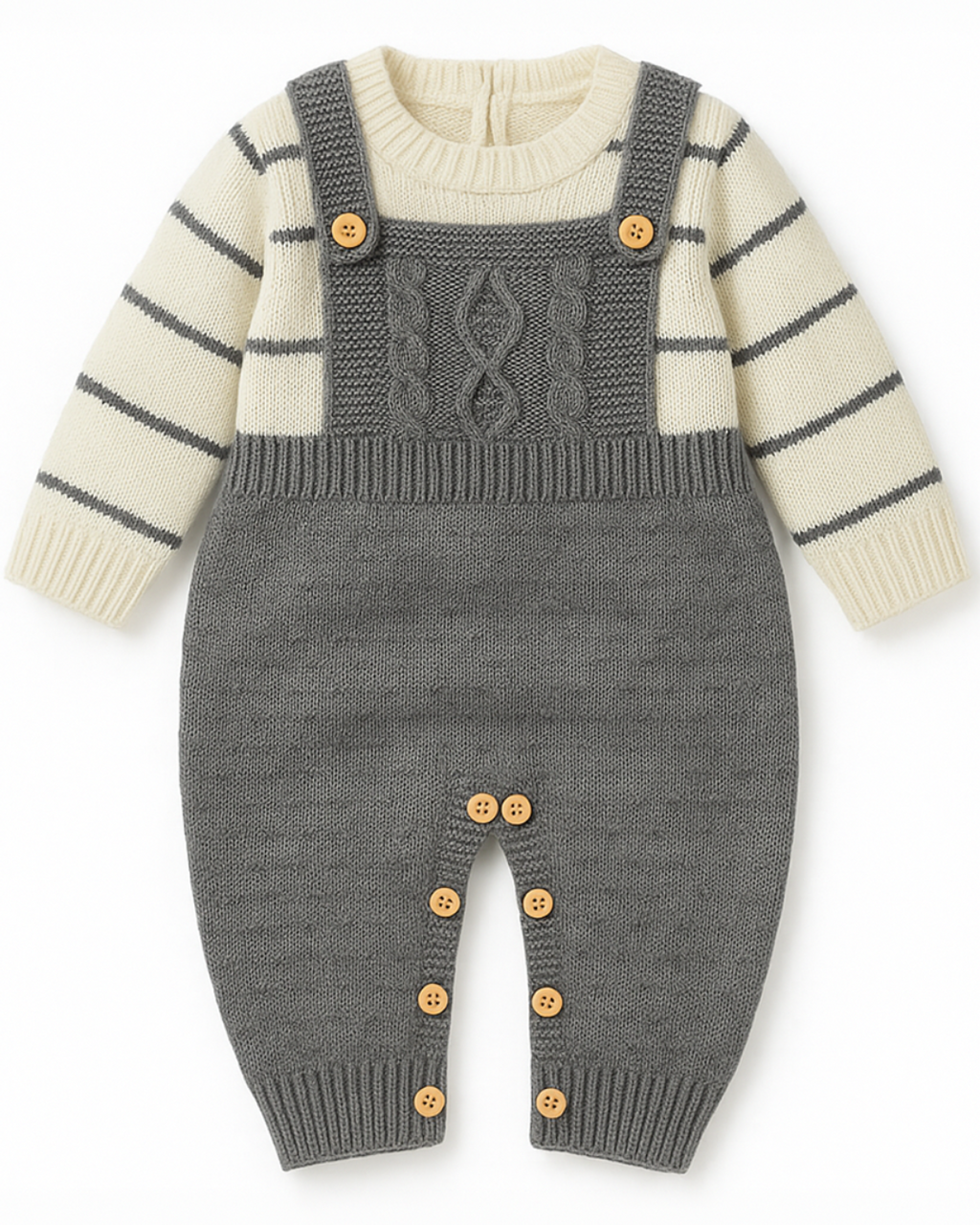 Macacão infantil de tricot cinza com blusa de listras creme e peitoral trançado